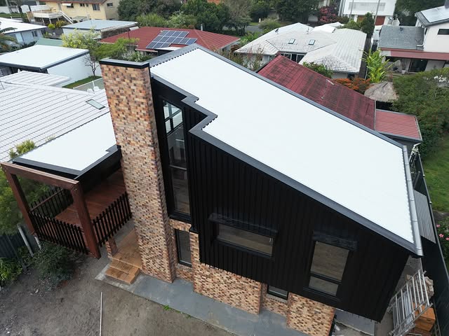 What Makes a Roof Replacement High Quality and Long Lasting